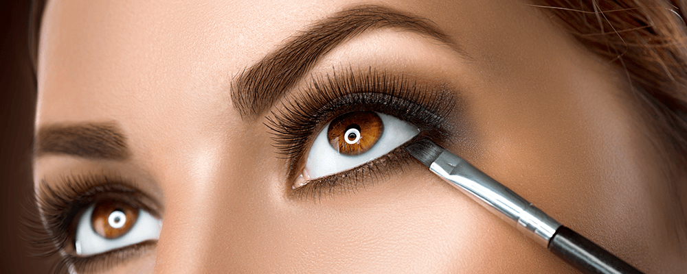 Tu maquillaje podría estar dañando tu vista.