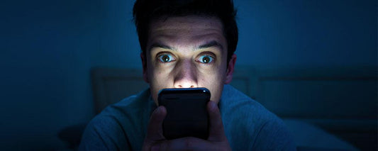 ¿Cómo afecta la luz azul a tus ojos?